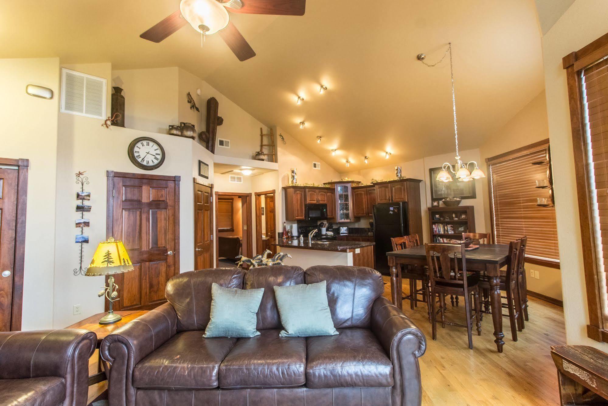 Marys Lake Lodge Mountain Resort And Condos Έστες Παρκ Εξωτερικό φωτογραφία